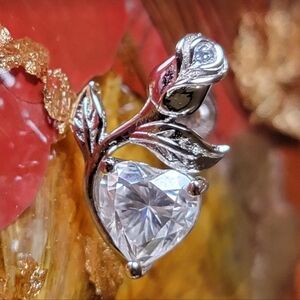 S925 Moissanite Rose Heart Stud Earrings Sterling Silver 0.8CT NWT